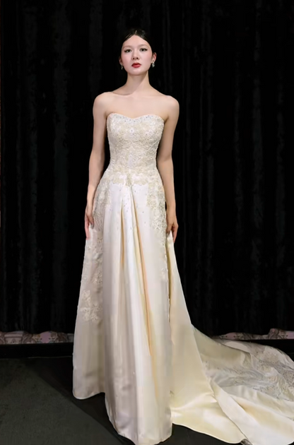 Retro Strapless Sheath White Long Prom Dresses Sleeveless Satin White Evening Dresses DP3962