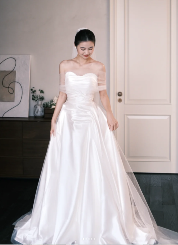 Simple A-Line Satin Long Wedding Dresses, White Bridal Gowns, Sleeveless Bridal Dresses DP3989