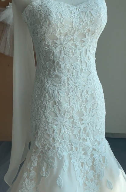 Simple Mermaid Lace Long Wedding Dresses with Appliqué, White Bridal Gowns, Sleeveless Bridal Dresses DP3990