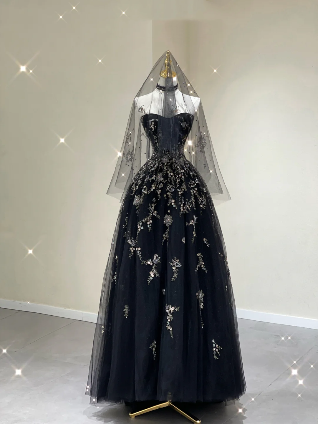 Pretty Ball Gown Strapless Black Tulle High School Graduation Dress Long Prom Dresses Evening Dresses DP431