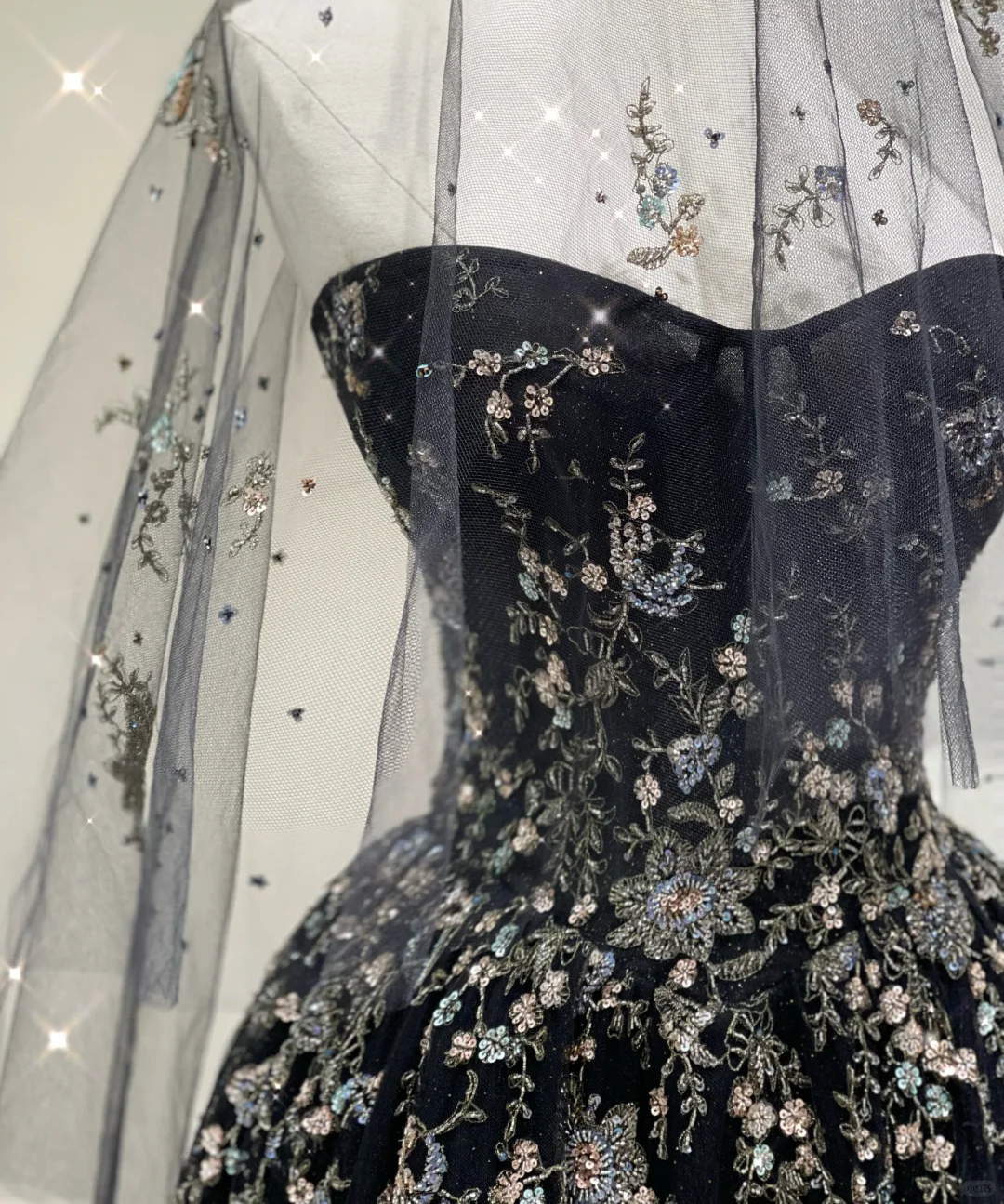 Pretty Ball Gown Strapless Black Tulle High School Graduation Dress Long Prom Dresses Evening Dresses DP431