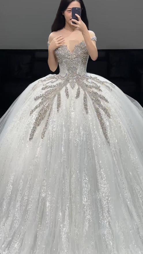 Glitter Off-shoulder Ball Gown Long Wedding Dresses Rhinstones Tulle White Bridal Gown Sleeveless Bridal Dresses DP4368