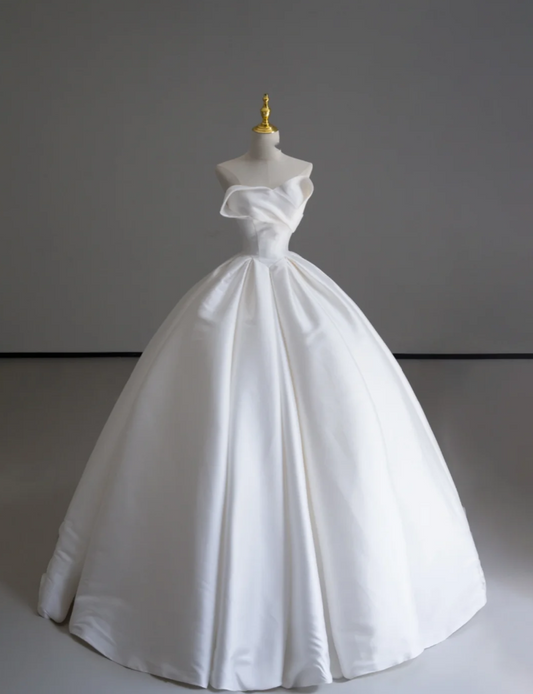 Dreamy Ball Gown Sweetheart Satin Long White Wedding Dresses Summer Brides Dress DP519