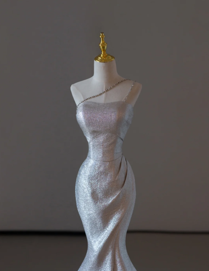 Gorgeous Mermaid Strapless Sequin Sleeveless Long Prom Dresses Graduation Dresses DP526