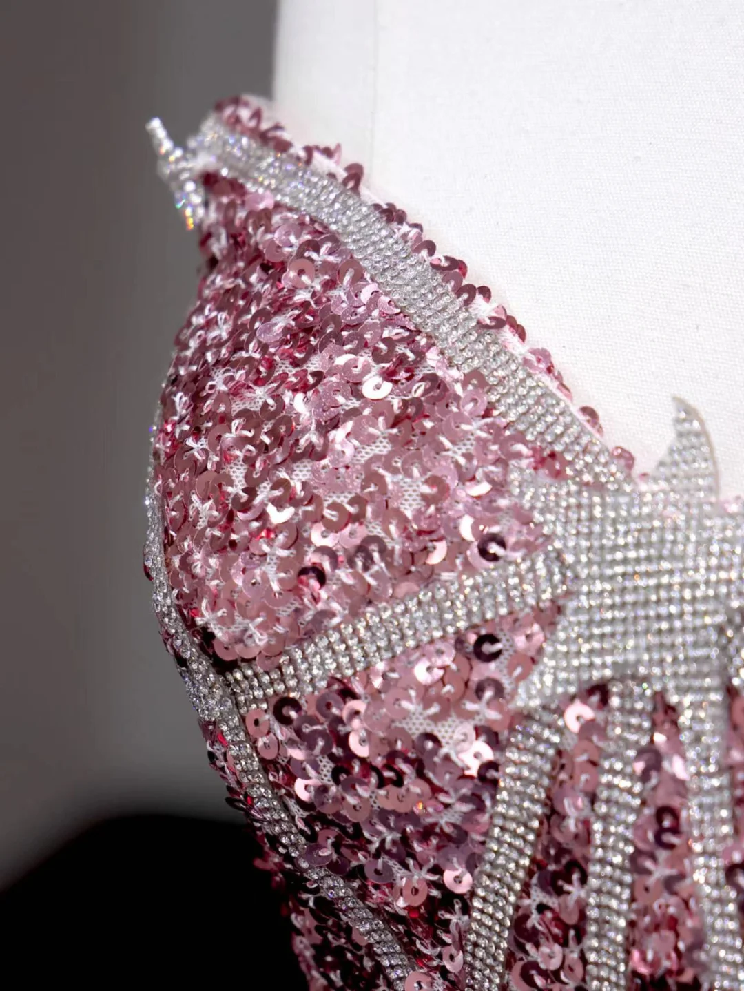 Fairy-tale Ball Gown Sweetheart Sequin Pink Silver Long Prom Dresses Evening Dresses DP640