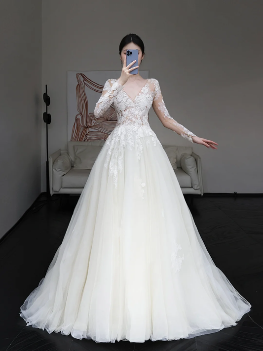 Unique Bridal Gown Ball Gown V Neckline Long Sleeves White Lace Wedding Dresses Bridal Gowns DP645