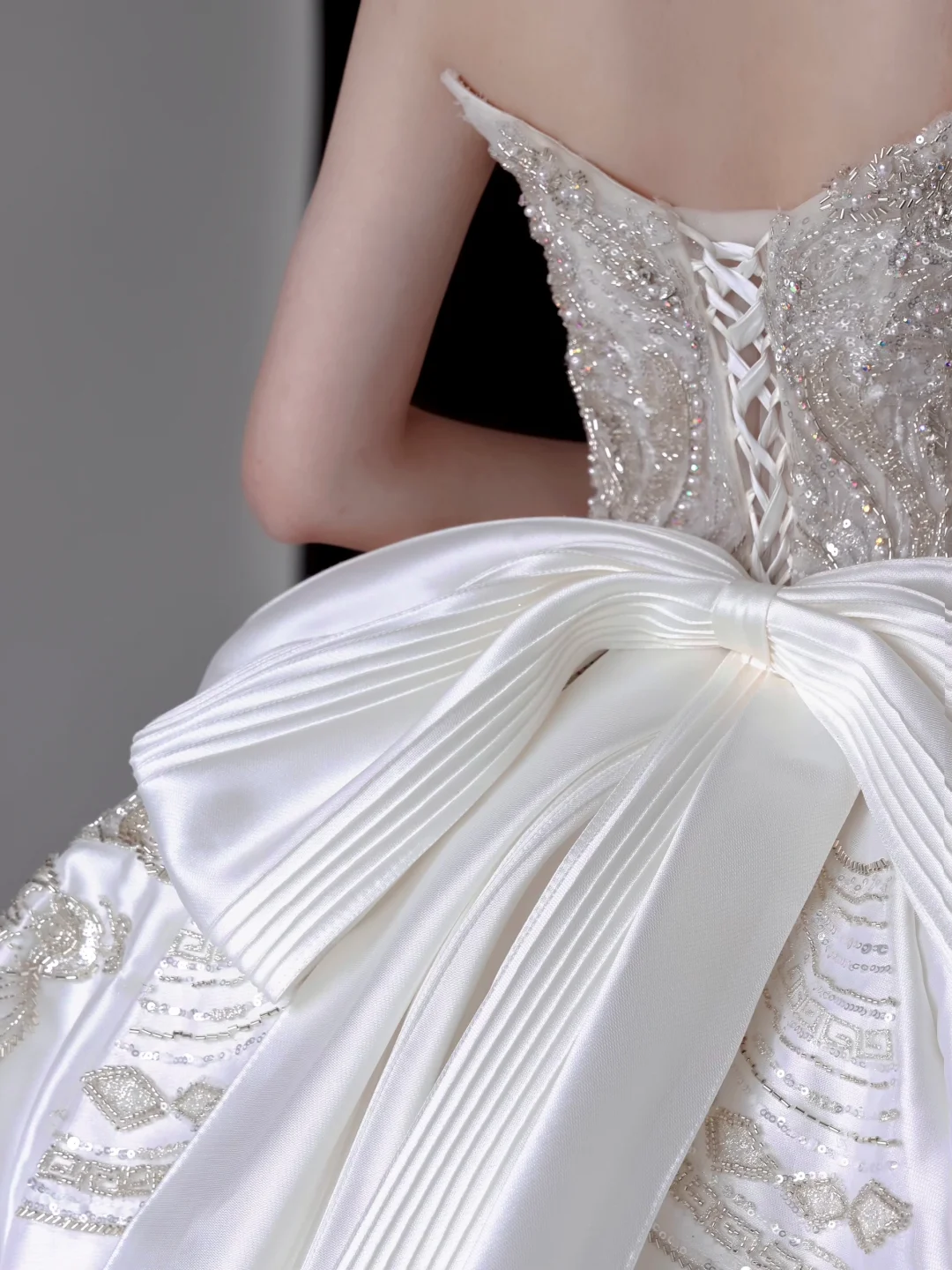 Robe de mariée unique en dentelle blanche, décolleté en cœur, robe de bal, DP663