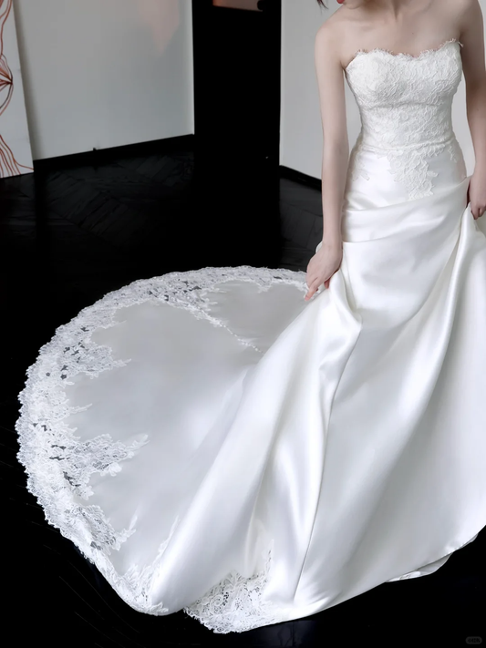 Unique Bridal Gown Mermaid Strapless White Satin Wedding Dresses Bridal Gowns DP670