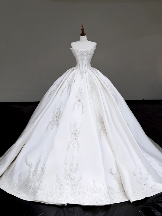 Unique Bridal Gown Ball Gown Strapless White Satin Wedding Dresses Beads Bridal Gowns DP708