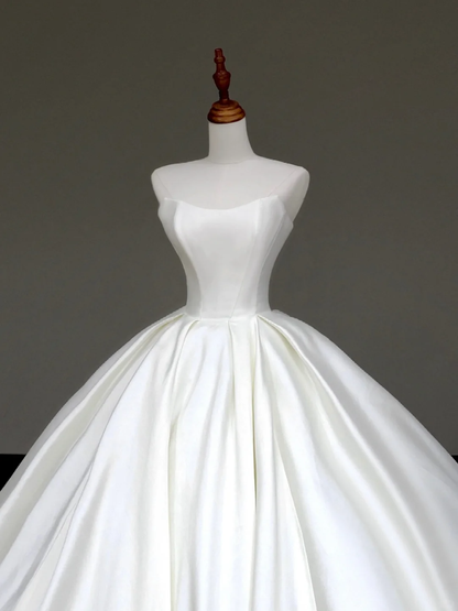 Zeitloses Brautkleid Ballkleid Herzausschnitt Weiß Satin Brautkleider Brautkleider DP881