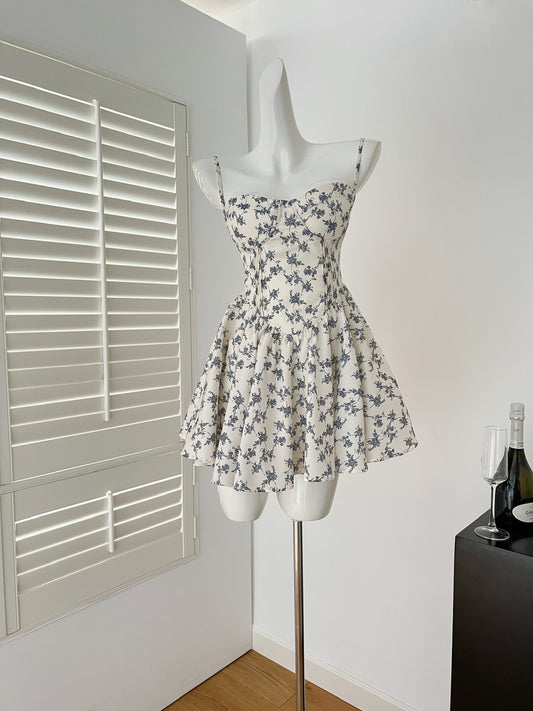 Robe d'été courte en mousseline de soie à fleurs bleues, bretelles spaghetti, coupe trapèze, tenue de fête, d'anniversaire, DP0146