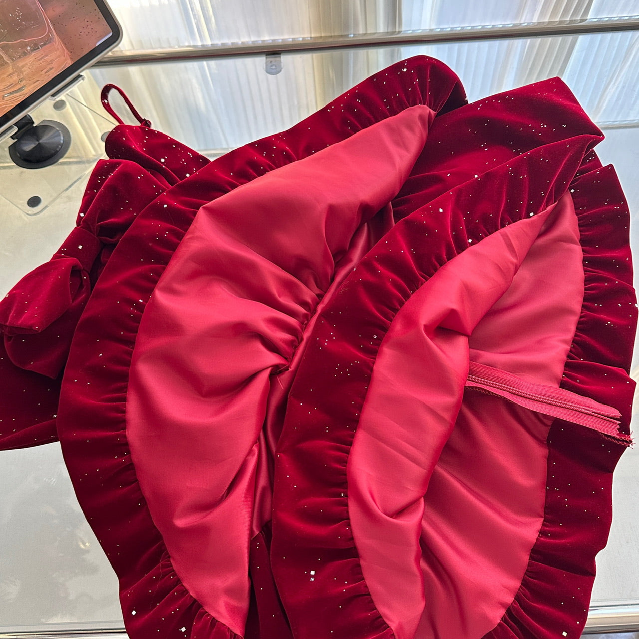 Robe d'été 3 pièces en velours rouge à bretelles spaghetti et volants pour femme, tenue de fête et de vacances DP0092