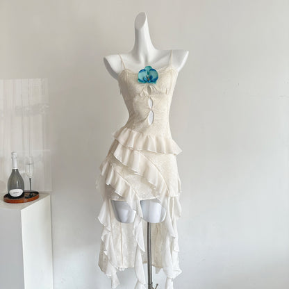 Robe fourreau mignonne à bretelles spaghetti ivoire à volants, tenue décontractée d'été, robes courtes de vacances DP1408