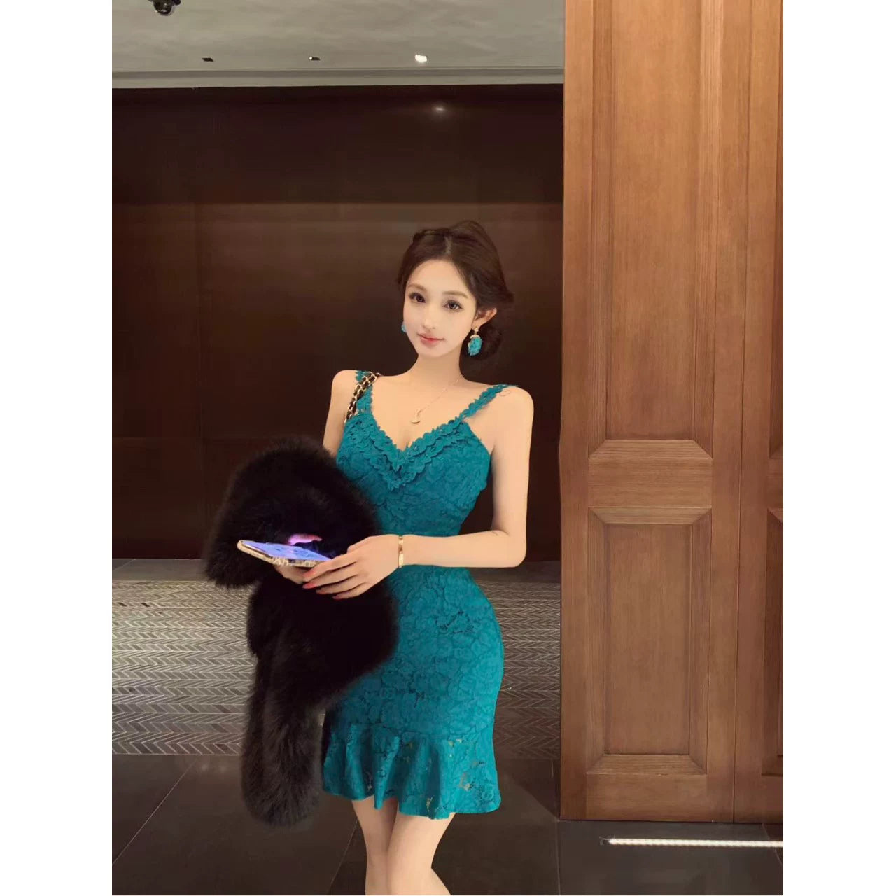 Blaues Damenkleid S101
