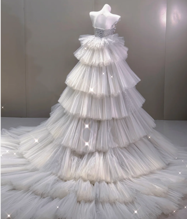 Robe de mariée élégante à paillettes et décolleté plongeant en sirène, robe longue de mariée P0017