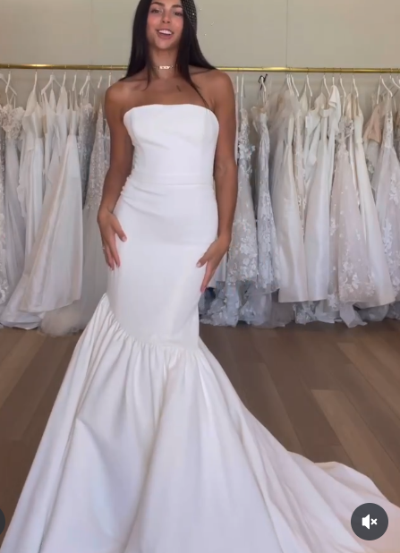 Dreamy Wedding Dress Mermaid Strapless White Satin Long Wedding Dresses Bridal Gowns W0118