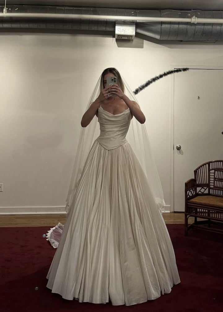 Modest Wedding Dress Ball Gown Strapless White Satin Long Wedding Dresses Brides Dress Bridal Gowns W0116 main image 1