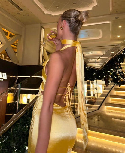 Edle Etuikleid mit V-Ausschnitt, gelbes Satin, Ballkleider, formelle Sommerkleider für Hochzeitsgäste, Outfit für Hochzeitsgäste, W0154