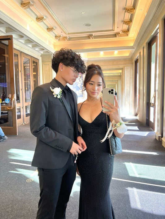 Modest Mermaid Spaghetti Straps Black Sequins Formal Gown 20th Birthday Dress Prom Dresses Black Girl 18th Birthday Outfits W0374