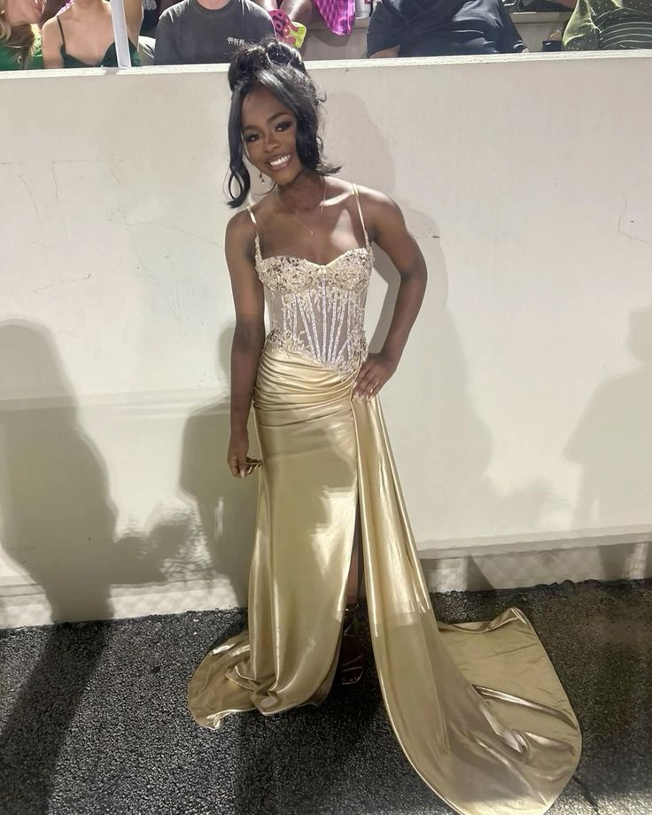 Sexy Meerjungfrau Spaghettiträger Champagner Ärmellose Ballkleider Partykleid Sommer Schwarze Mädchen Geburtstags-Outfits Geburtstagskleider W0508