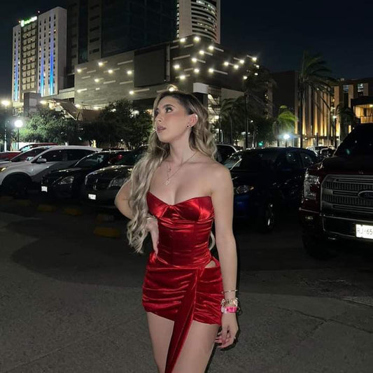 Pretty Sheath Strapless Burgundy Satin Summer 16th Birthday Dresses For Teens Hoco Dress Mini 21st Birthday Outfit Cocktail Dresses For Women W0565