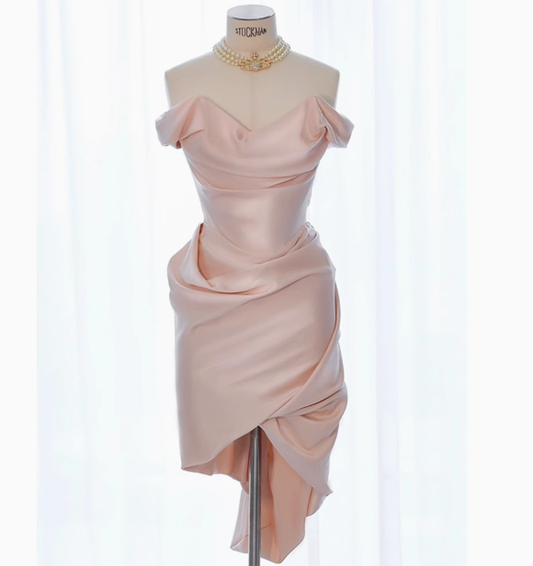 Robe fourreau sexy à épaules dénudées en satin rose, courte, tenue de soirée, robe de cocktail, tenue d'anniversaire, W0725