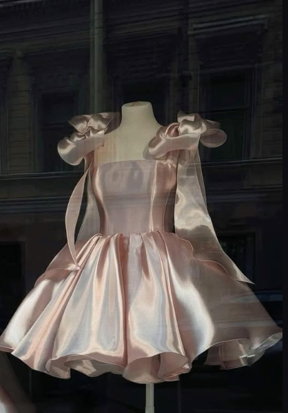 Pretty Ball Gown Spaghetti Straps Pink Satin Short Mini Formal 8th Grade Homecoming Dress Summer Middle School Hoco Dresses Birthday Outfits W1174