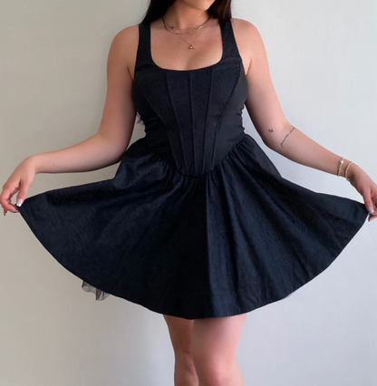 Pretty A line Square Neck Tulle Satin Dress Formal 8th Grade Short Mini Black Homecoming Dress Summer Middle School Hoco Dresses Birthday Outfits W1182