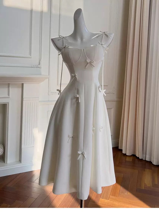 Elegant A Line Spaghetti Straps White Satin Sleeveless Long Evening Party Gowns Evening Formal Dresses Prom Dress W915