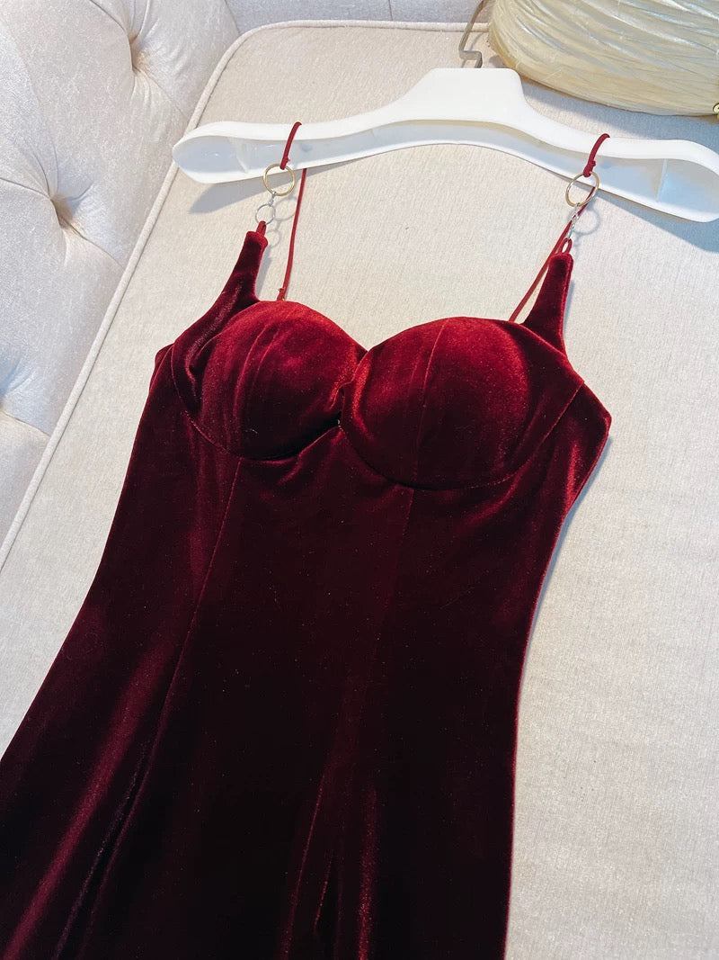 Elegant Sheath Spaghetti Straps Burgundy Velvet Sleeveless Long Evening Party Gowns Evening Formal Dresses Prom Dress W950