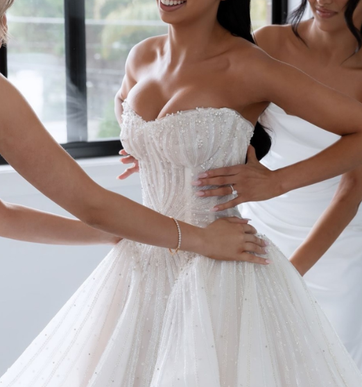 Pretty Wedding Dress Ball Gown Sweetheart White Sequin Long Wedding Dresses Bridal Gowns WD045