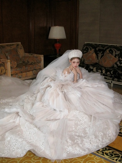 Pretty Wedding Dress Ball Gown Scoop Tulle White Long Luxury Wedding Dresses Bridal Gowns Brides Gown WD090