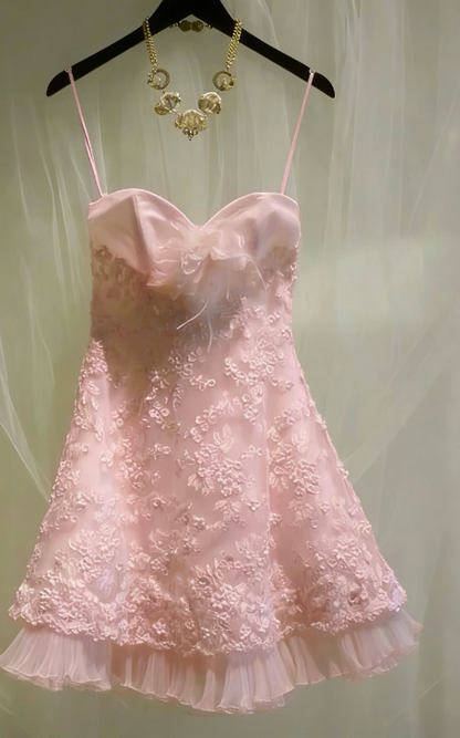 Cute A line Spaghetti Straps Short White Lace Formal 8th Grade Homecoming Dresses Middle School Short Cocktail Gowns Graduation Dress Hoco Outfits DH1893