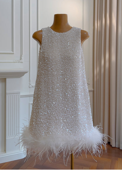 Cute A line Scoop Neck Sequin White Short Grad Dress Inspo Short Mini Formal 8th Grade Homecoming Dresses High School Hoco Court Dress Graduation Dress 18th Birthday Outfits DH1949