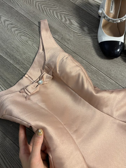Cute A line Scoop Pink Satin Short Mini Formal 8th Grade Homecoming Dresses Middle School Short Cocktail Dress Hoco Outfits DH2082