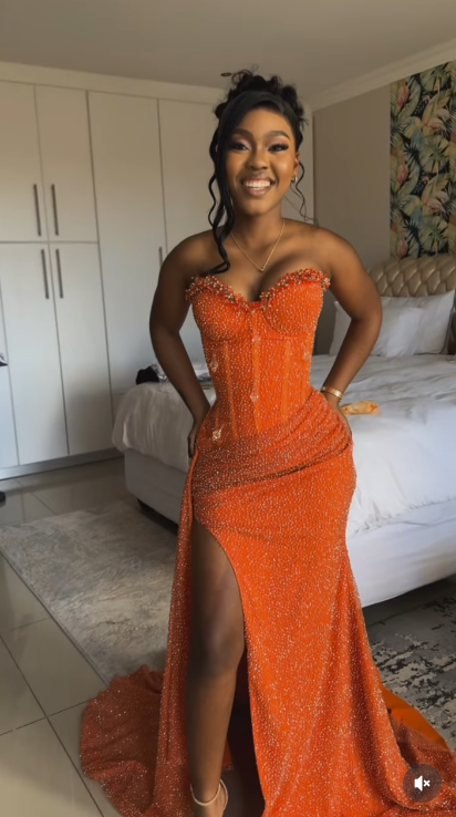 Sparkly Mermaid Sweetheart Orange Sequin Long Black Girl Evening Party Gowns Evening Dress Special Formal Dresses Prom Dress DH2337