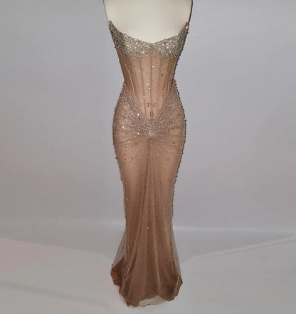 Sexy Meerjungfrau Trägerlos Champagner Ärmellos Schwarz Mädchen Abend Party Kleider Abendkleid Spezielle Abendkleider Ballkleid DH2361