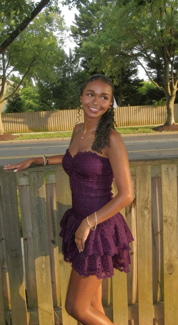 Süßes Etuikleid mit herzförmigem Ausschnitt, weiße Spitze, kurzes formelles Homecoming-Kleid für die 8. Klasse, Sommer, Mittelschule, Hoco-Kleid, Homecoming-Outfits DH520
