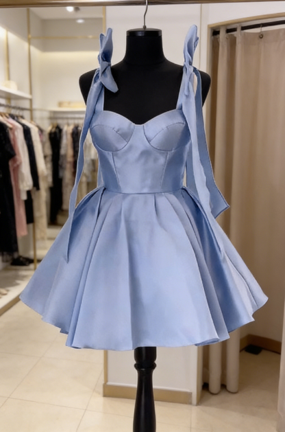 Robe courte fantaisie Hoco à bretelles spaghetti, robe de bal bleue, mini robe formelle de 8e année, tenue de retour à la maison d'été au collège DH56