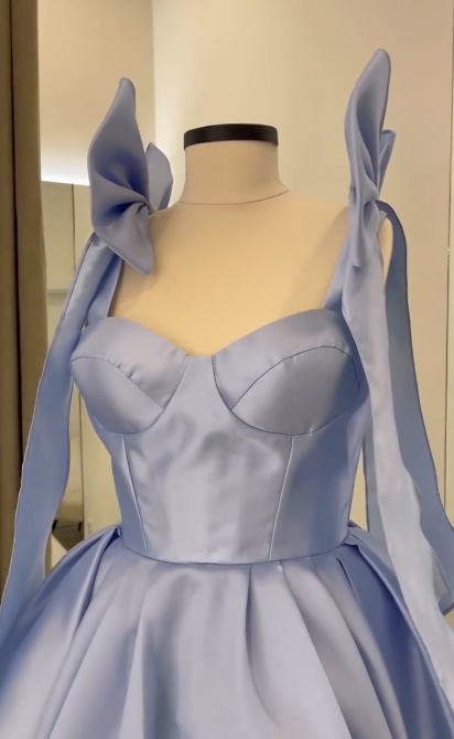 Robe courte fantaisie Hoco à bretelles spaghetti, robe de bal bleue, mini robe formelle de 8e année, tenue de retour à la maison d'été au collège DH56