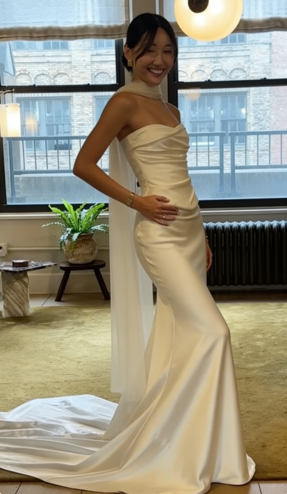 Ethereal Wedding Dress Sheath Strapless Satin Long Ivory Wedding Dresses Bridal Gowns DH863