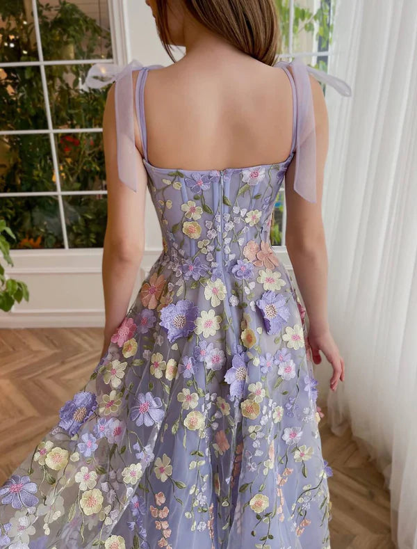Elegant A-Line Corsets Dress Wedding Guest Summer Tea Length Sleeveless Prom Dress Scoop Neck Bridesmaid Dress Tulle with Appliques DP251