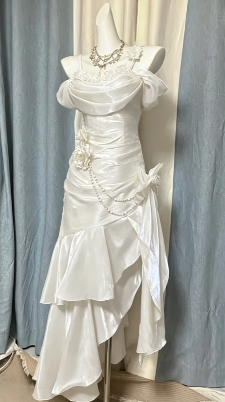 Süßes Ballkleid Spaghettiträger Silbergrau Mini Kurzes Formales Homecoming-Kleid Party Kurzes Ballkleid Hoco Kleider DH2684