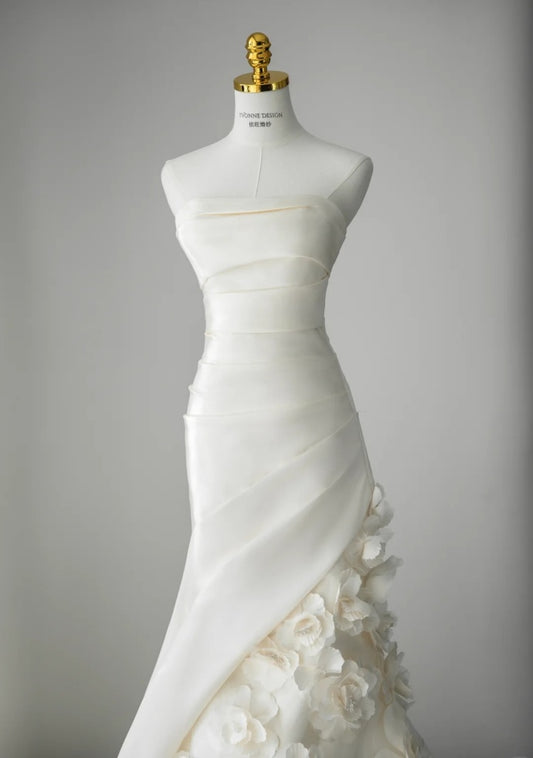 Simple White Wedding Dress Satin Appliques Sheath Bridal Gowns Seeveless Birdal Dress DP05205