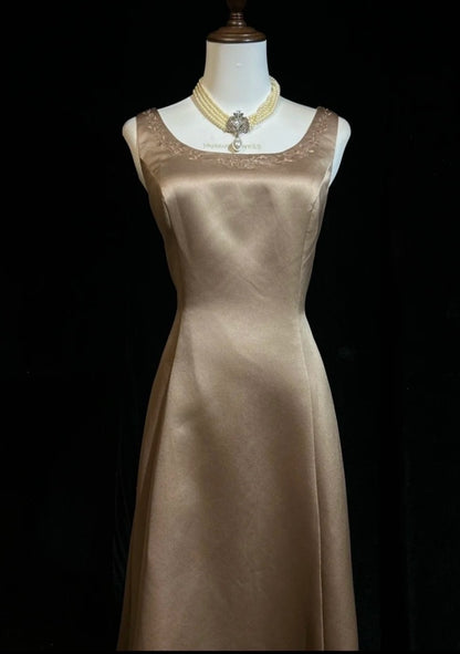 Glam Champagne Prom Dress A-Line Party Dress Satin Mother of Bride Dress DP05123
