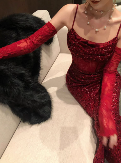 Robe de bal chic bordeaux à sequins, fourreau, bretelles spaghetti, sans manches, idéale pour un anniversaire (DP05222)