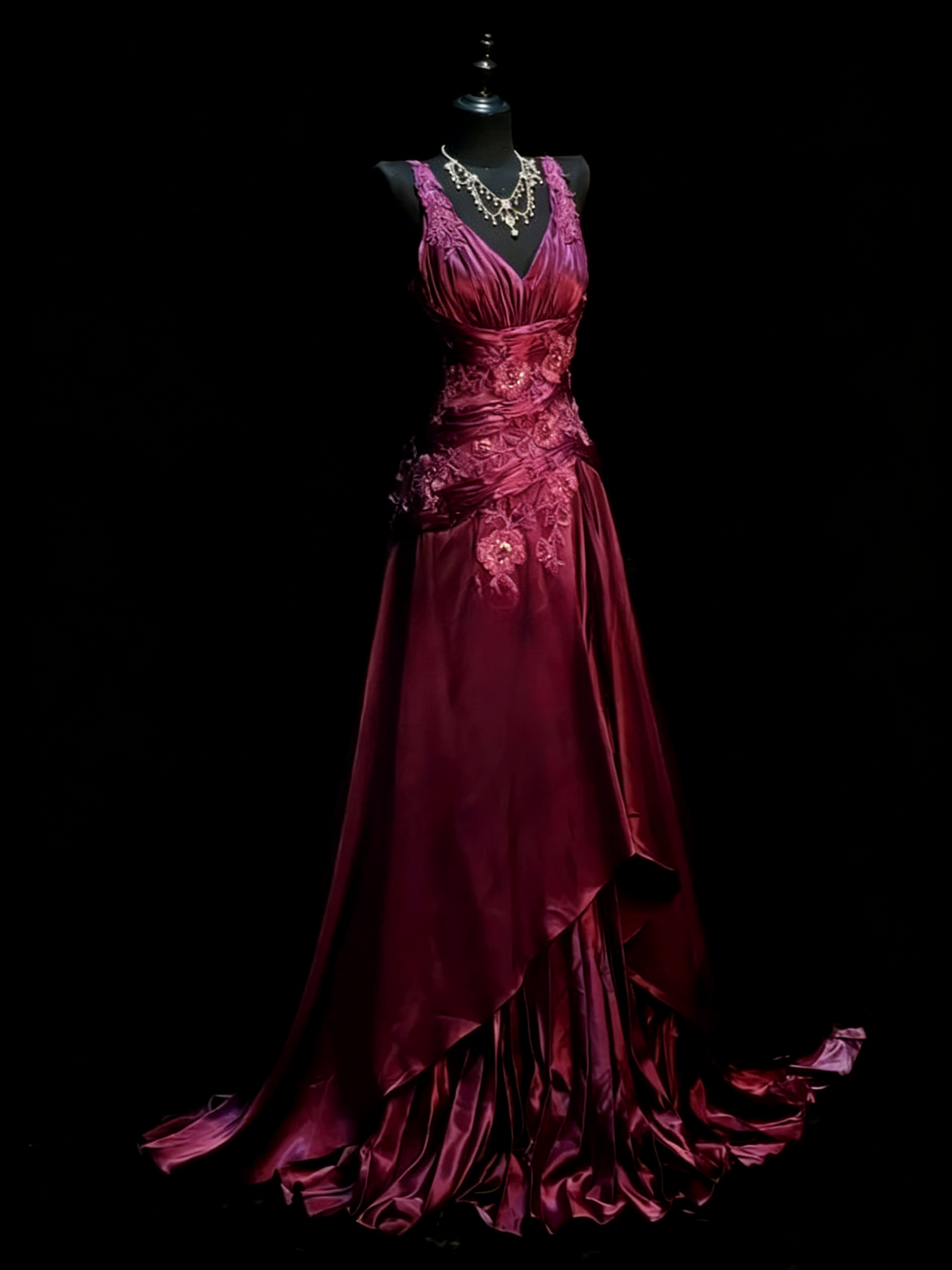 Elegantes rosafarbenes Ballkleid A-Linie V-Ausschnitt Satin langes Abendkleid Perlenbesetztes Geburtstagskleid DP05343