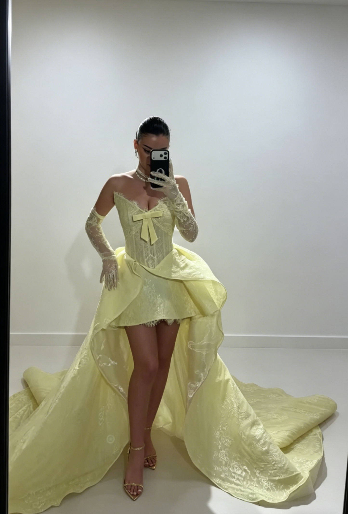 Elegantes gelbes Cocktailkleid Herz-Ausschnitt A-Linie Abschlussballkleid Spitzen-Geburtstagskleid DP05420