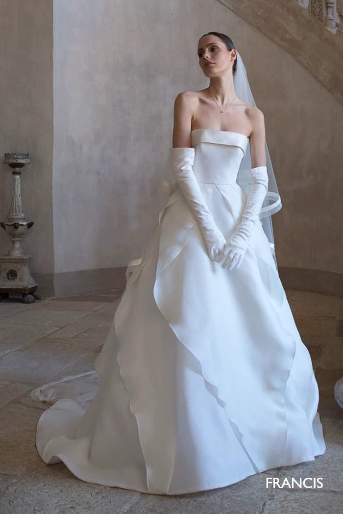 Jolie robe de mariée longue en satin blanc, sans bretelles, avec gants, DP1821