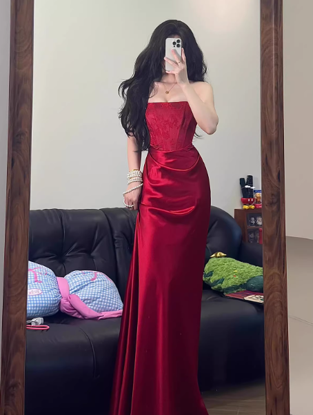 Robe de bal élégante en satin rouge, sans bretelles, tenue d'invitée de mariage d'été, DP2156